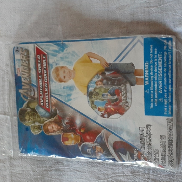 Marvel bundle - Picture 4 of 5